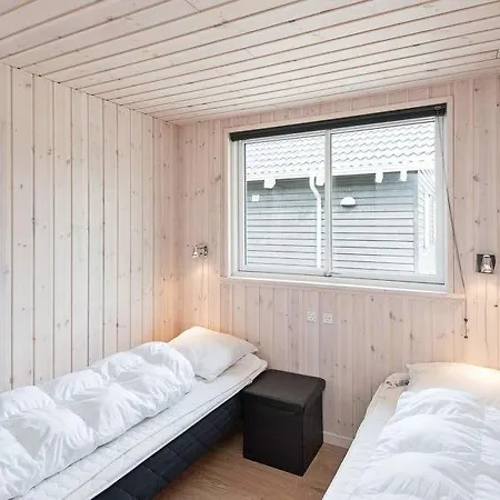 Holiday home Sleeps 18 Pool Wifi Fjellerup Mark