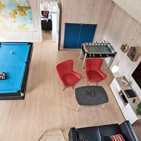 Sleeps 18 Pool Wifi Fjellerup Mark