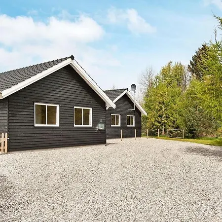 Holiday home Sleeps 18 Pool Wifi Fjellerup Mark