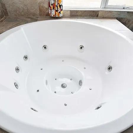 Holiday home Sleeps 18 Pool Wifi Fjellerup Mark