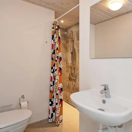Sleeps 18 Pool Wifi