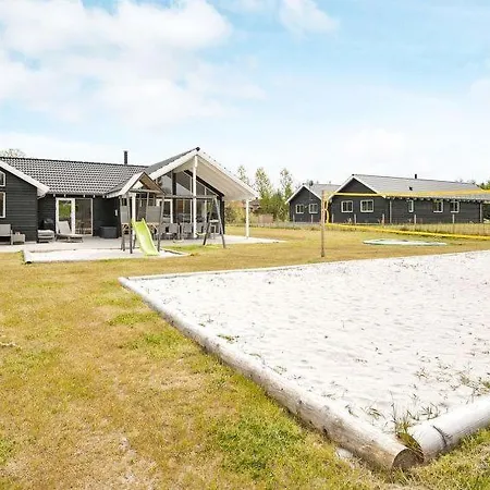 Sleeps 18 Pool Wifi Holiday home Fjellerup Mark